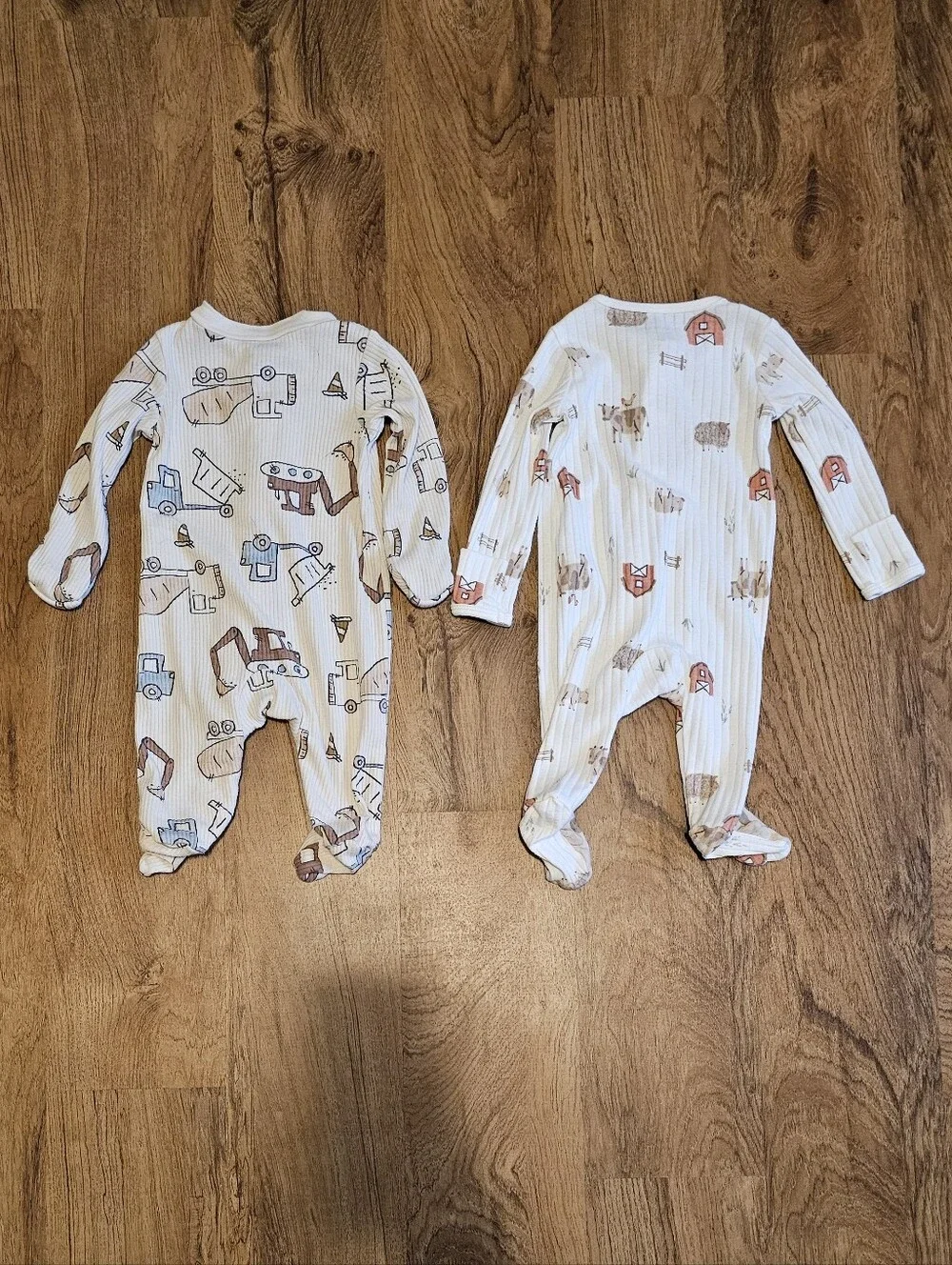 Carters 3 Month Set 0f 2 Zip Up Pajamas